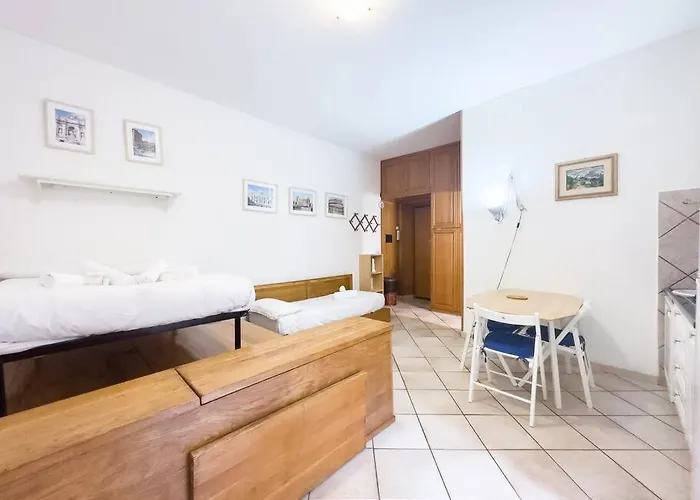 Apartment Studio, Metro+train To Fco