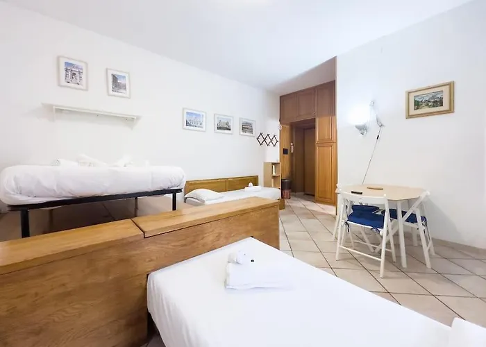Apartment Studio, Metro+train To Fco Rom