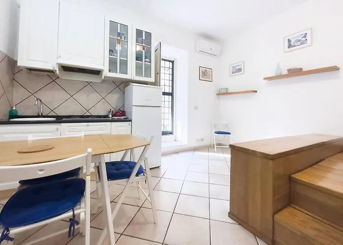 Studio, Metro+train To Fco Apartment *