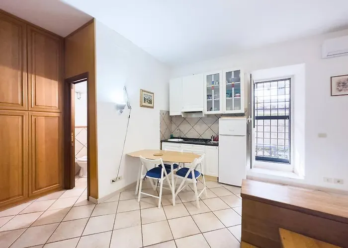 Studio, Metro+train To Fco Apartment Rom